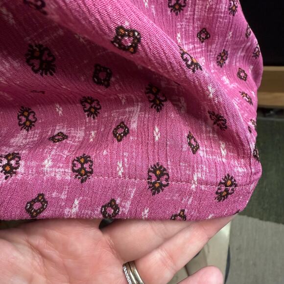 Maurices Lattice Neck Tank Top Size 4X in Pink Ikat Print - Picture 10 of 13